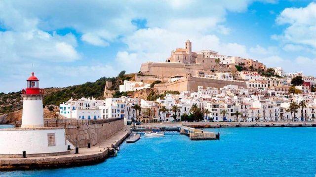 El Puerto de Ibiza: Puerta al Mediterráneo
